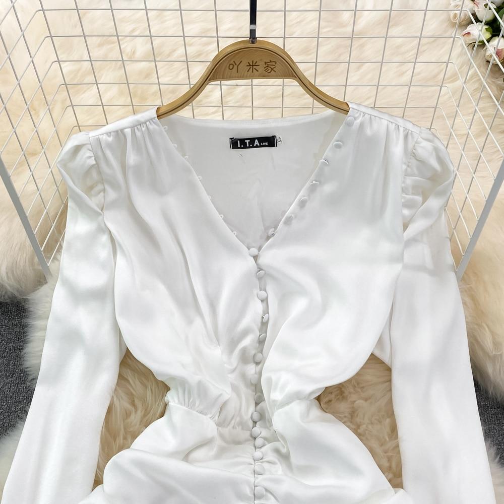 RUGOD High Quality Sexy V-neck Dress Spring 2025 New Slim Slim Pleated Ruffle Hip Wrap Short Dress Single-breasted