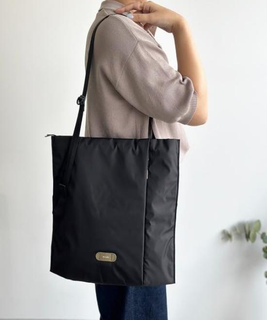 Vuure Women's Shoulder Bag B-24250 Black
