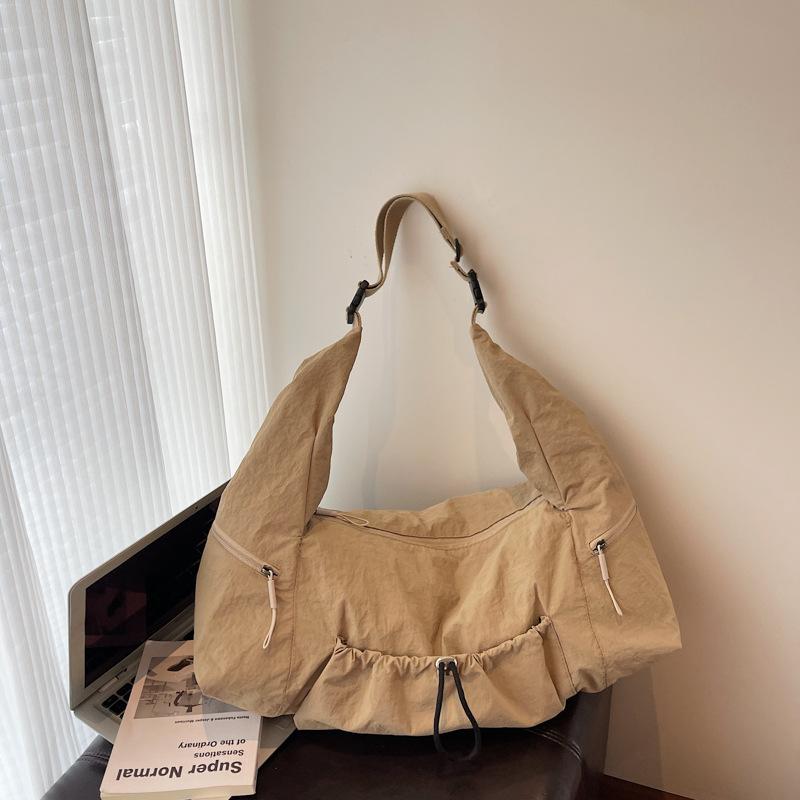 Light Casual Canvas Crossbody Bag Women's Short Trip Large Capacity Tote Bag Student Class Bag Commuter Shoulder Bag