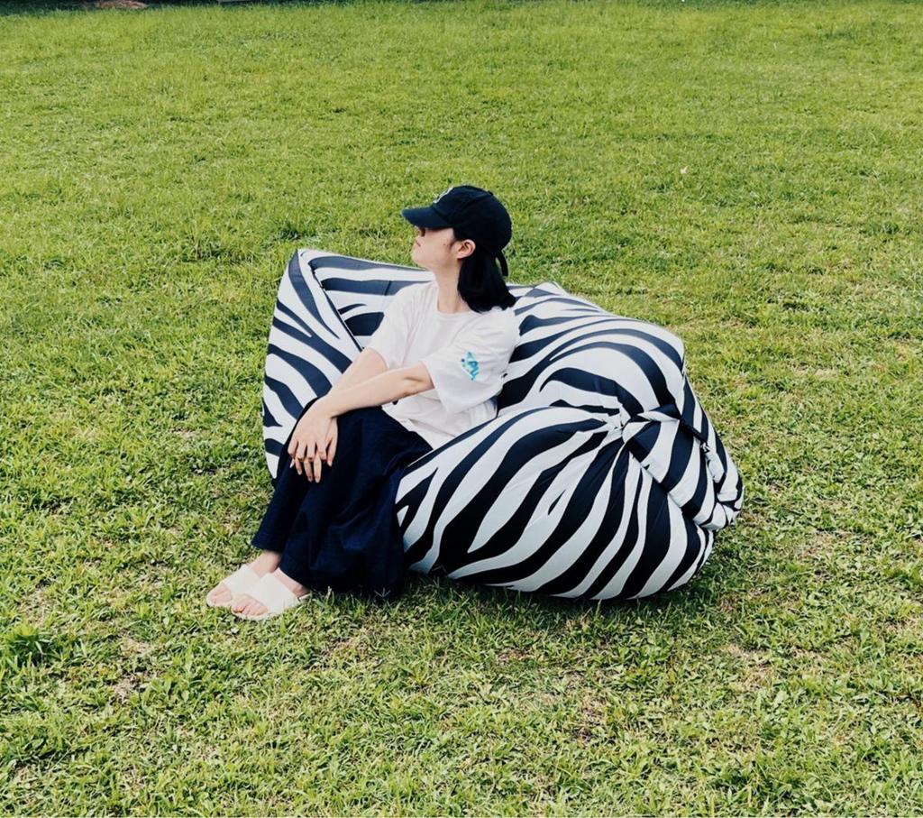 Portable Inflatable Sofa Bed for Outdoor Camping & Beach Lounging