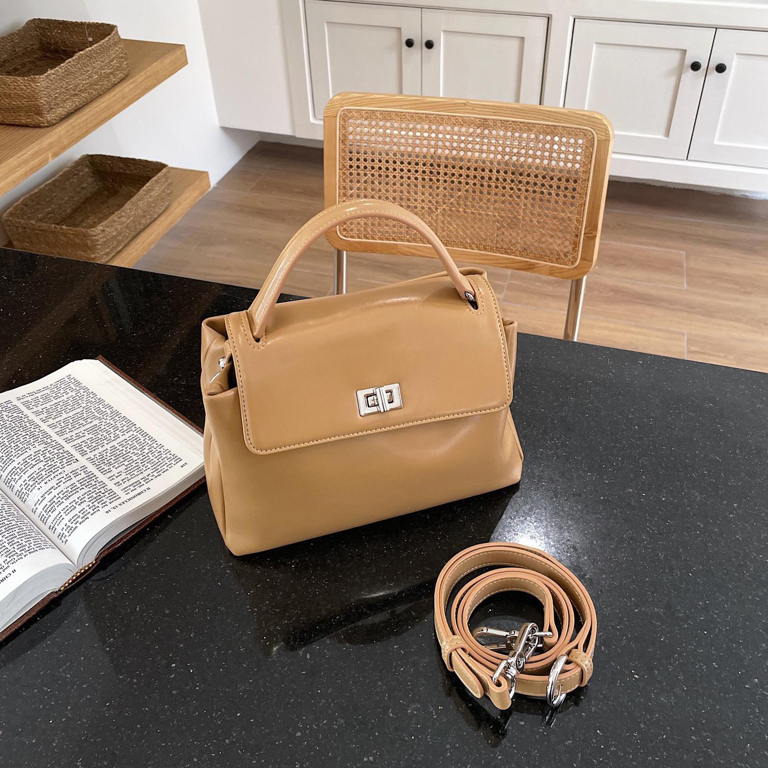 

Новая женская сумка из натуральной кожи, сумка через плечо, высококачественная, простая и универсальная сумка, сумка через плечо, сумка для поездок на работу 23x10x20cm бездна