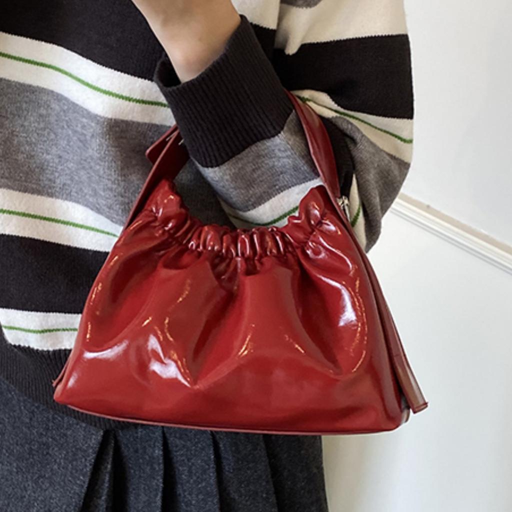 Fashion oil wax leather portable small bag women's 2025 new high-end chain messenger bag temperament bucket bag