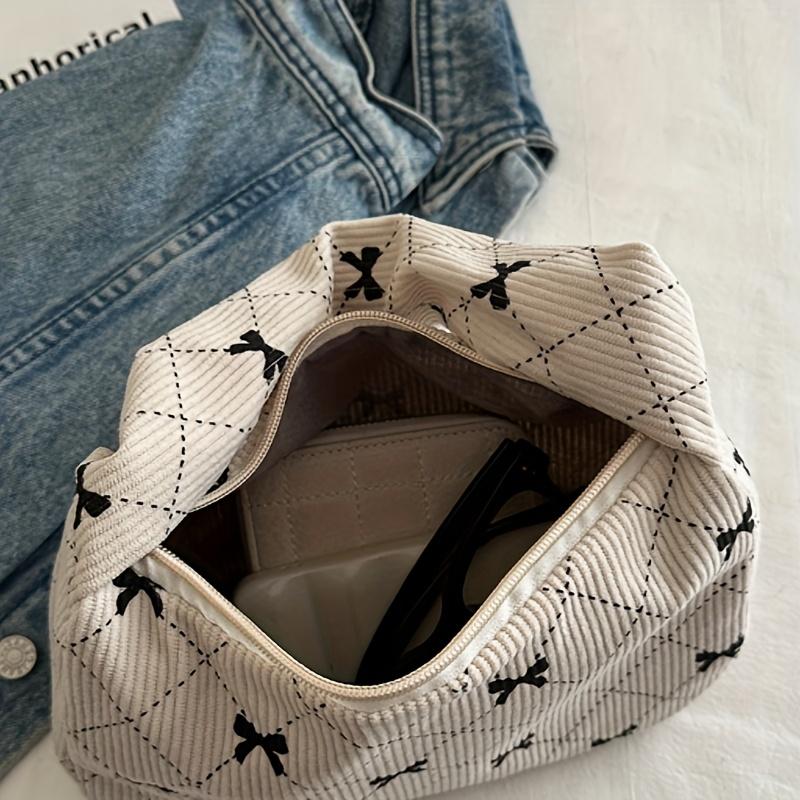 1pc Chic Crescent Moon Shoulder Bag - Large Capacity Underarm Handbag with Stylish Bow Pattern, Zip Closure, Perfect for Casual Everyday Use