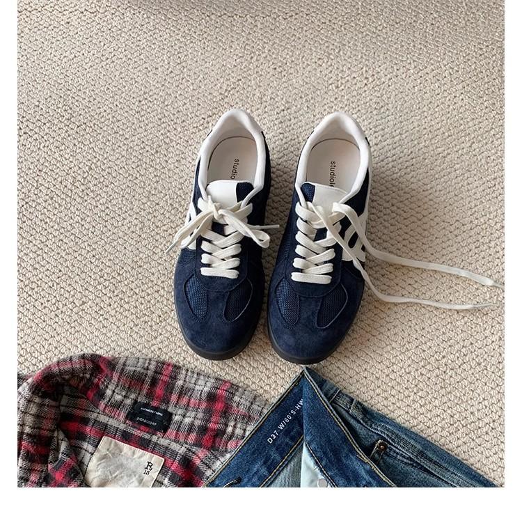 Grape Mother of the Same Style, Genuine Leather Retro Breathable Round Head Lace-up Thick Sole Heightening Lightweight German Training Board Shoes W