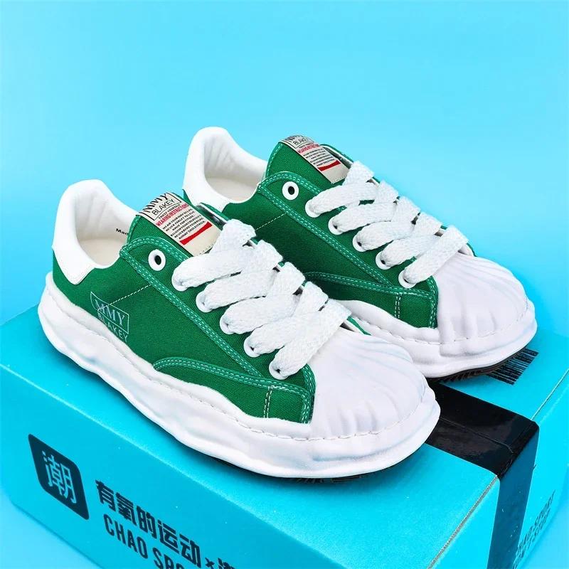 Leisure Sports Lace Up Real Leather Shoes and Canvas Shoes, Two Materials, Multiple Colors for Men and Women's Casual Shoes