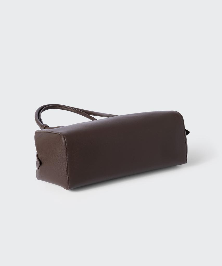 Musinsa Standard Woman Hexagon Dachshund Shoulder Bag [Dark Brown]