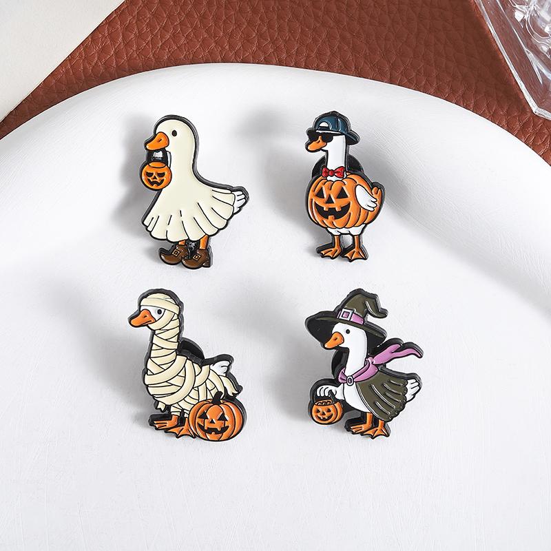 Halloween Witch Duck Enamel Pins Custom Jack-o'-lantern Brooches Lapel Badges Clothes Punk Jewelry Gift for Kids Friends