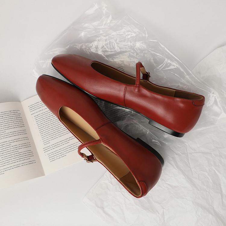 

Flat-bottomed square-headed Mary Jane single shoes women s 2025 new spring French one-word strap single shoes women s commuting versatile ladyshoes 39 червоний