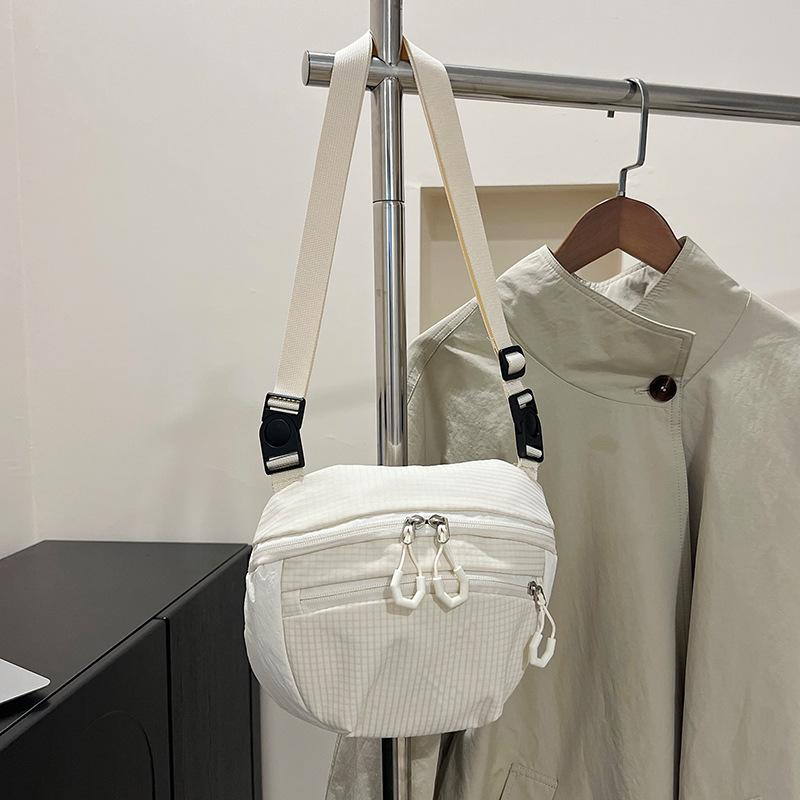 

Casual Lightweight Women s Nyl Shoulder Bags Outdoor Sports Ladies Crossbody Bag Simple Portable Female Phe Handbags Purse бежевый