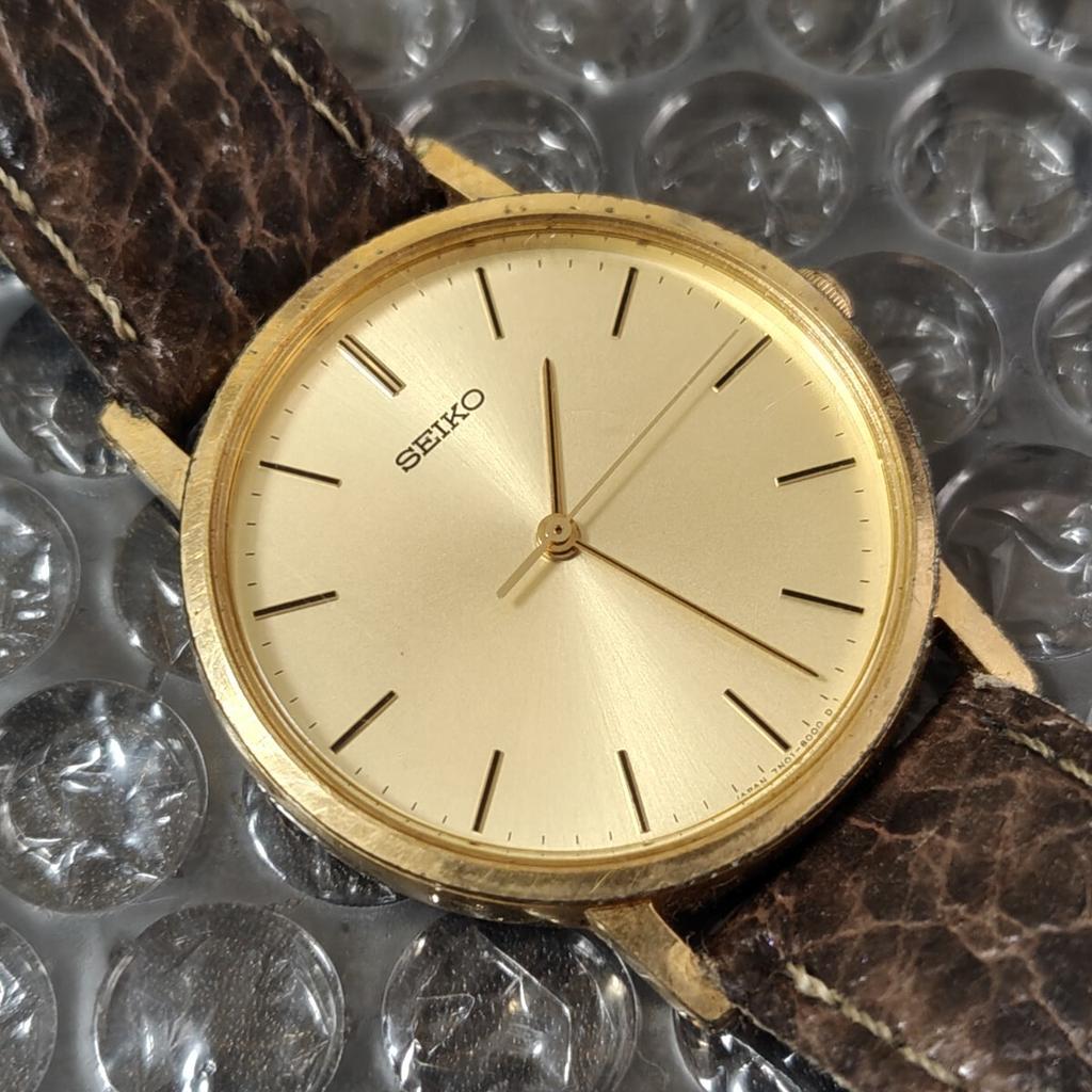 SEIKO Vintage Gold Quartz Watch Simple [Working Condition] Men's 7N01-8000 (Management K26I)