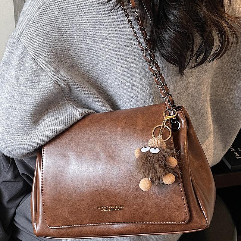 Casual Large-capacity Fashion Simple Commuter Chain Shoulder Bag Women's 2025 Autumn New Foreign Style Ins Tote Bag
