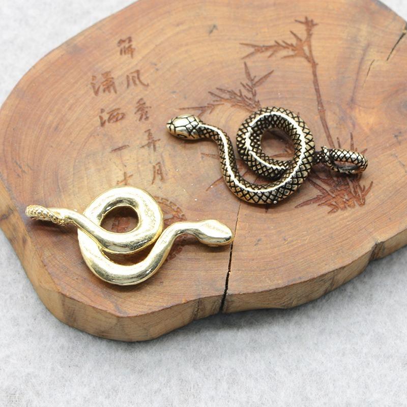 Copper Snake Vintage Handmade Brass Cobra Key Foddle Pure Zodiac Disc Belt Hanging Car Key Foot Pendant