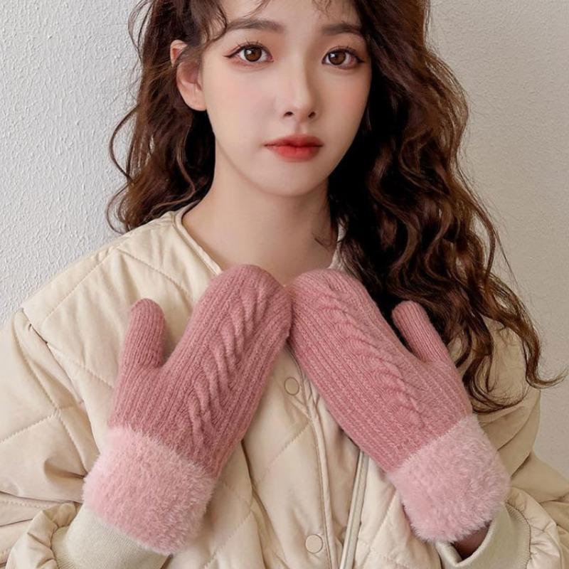 Winter Women's Warm and Cute Cycling Yarn Knitted Cycling Gloves for Students with Full Fingers and Thick Velvet Wrapped Cotton Gloves