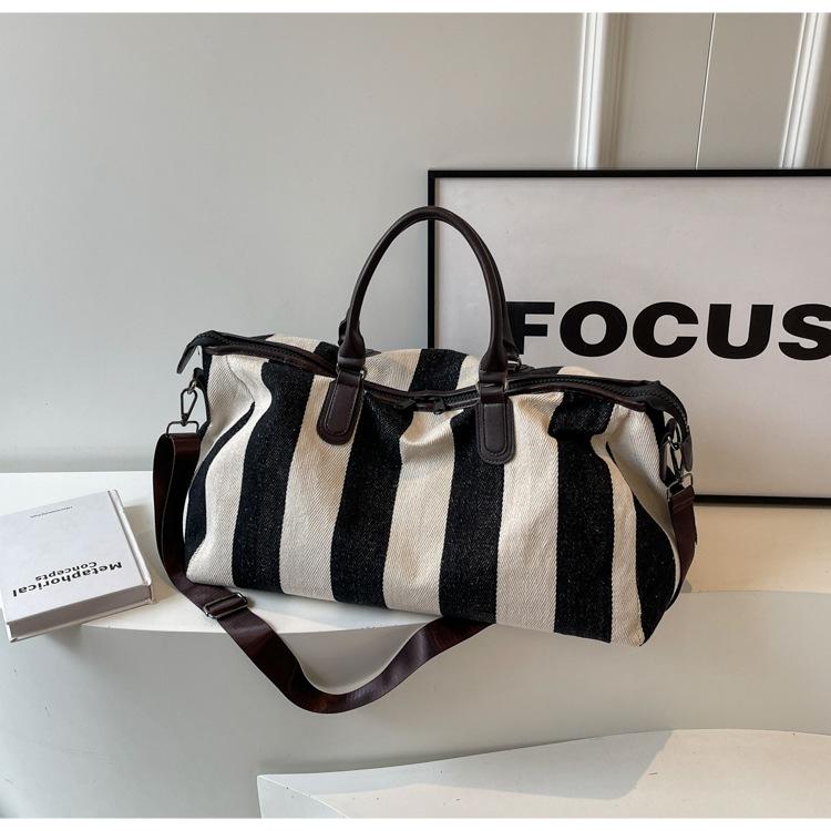 

Handbag, black and white striped canvas bag, large-capacity short-distance travel bag, the same fitness bag for men and women, luggage bag темно-коричневого