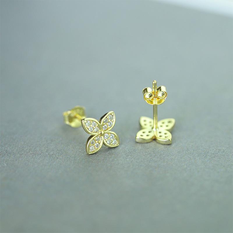 S925 Sterling Silver Gold-Plated Hydrangea Diamond Flower Stud Earrings - Japanese & Korean Design for Women