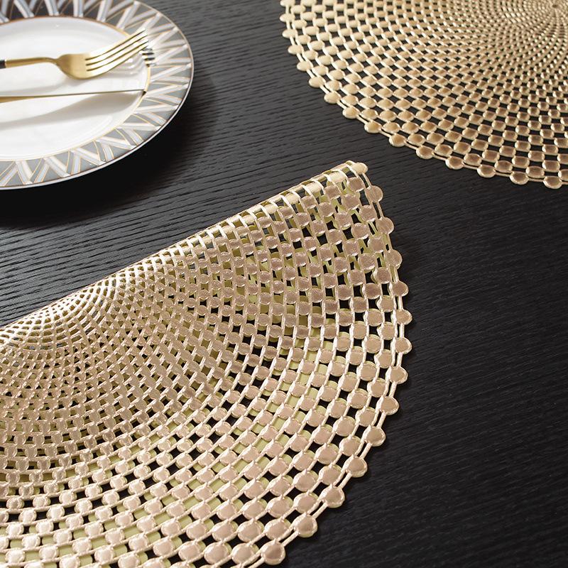 Tischset Bronzierte PVC Platzmatte Hohle Isolieruntersetzer Pads Tisch Schüssel Zuhause Weihnachtsdeko Hitzebeständig