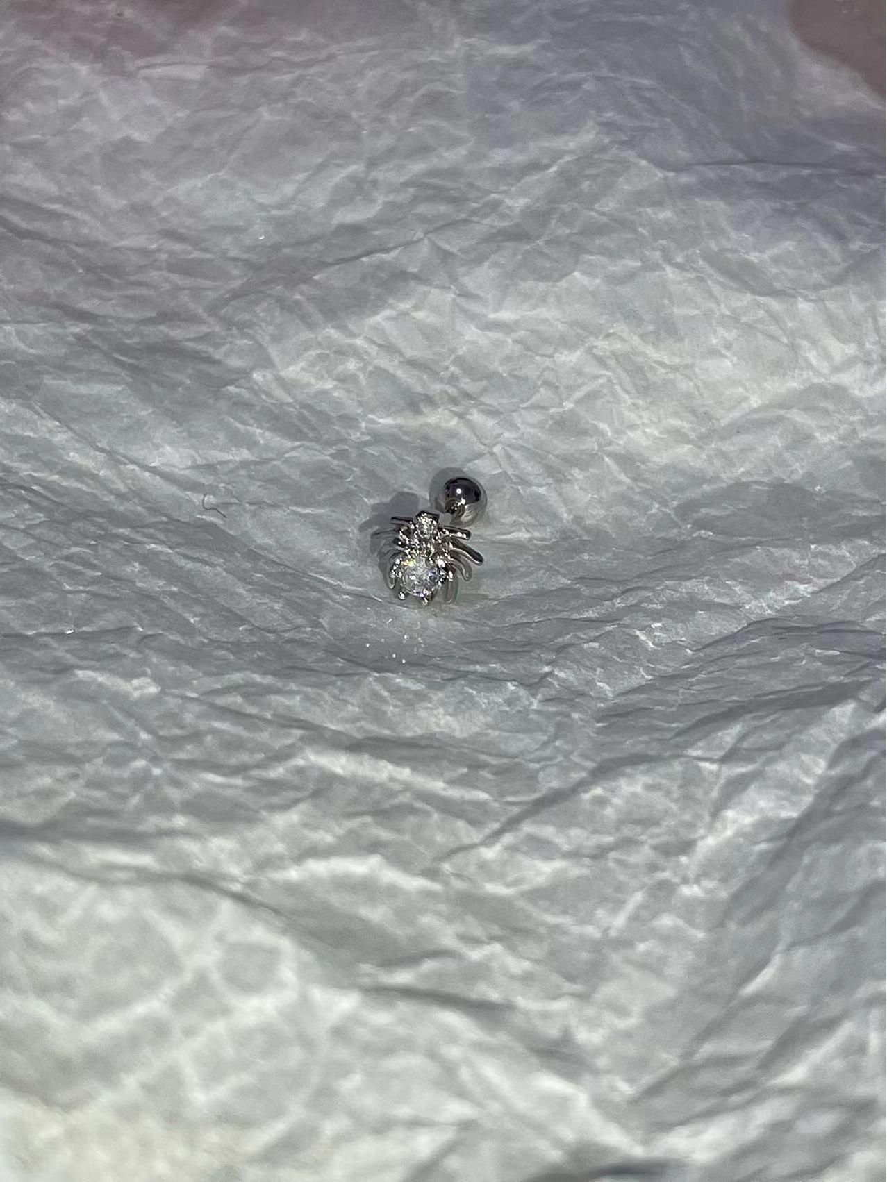 Очаровательные серьги в виде животных: Универсальные и стильные титановые серьги-гвоздики для милого и стильного образа