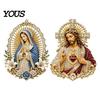 Spilla Fede Cristiana Cuore Sacro di Gesù Spilla, Cresima con Finitura Decorazione Smaltata, Gioiello Religioso Regalo per Donne Uomini Souvenir Devozionale