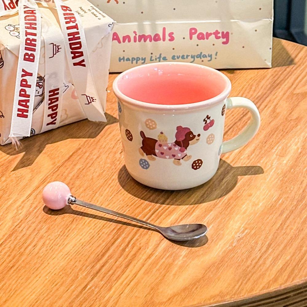 Cute couple pair of cups, a pair of ceramic mugs, household water glasses, wedding gifts, souvenirs