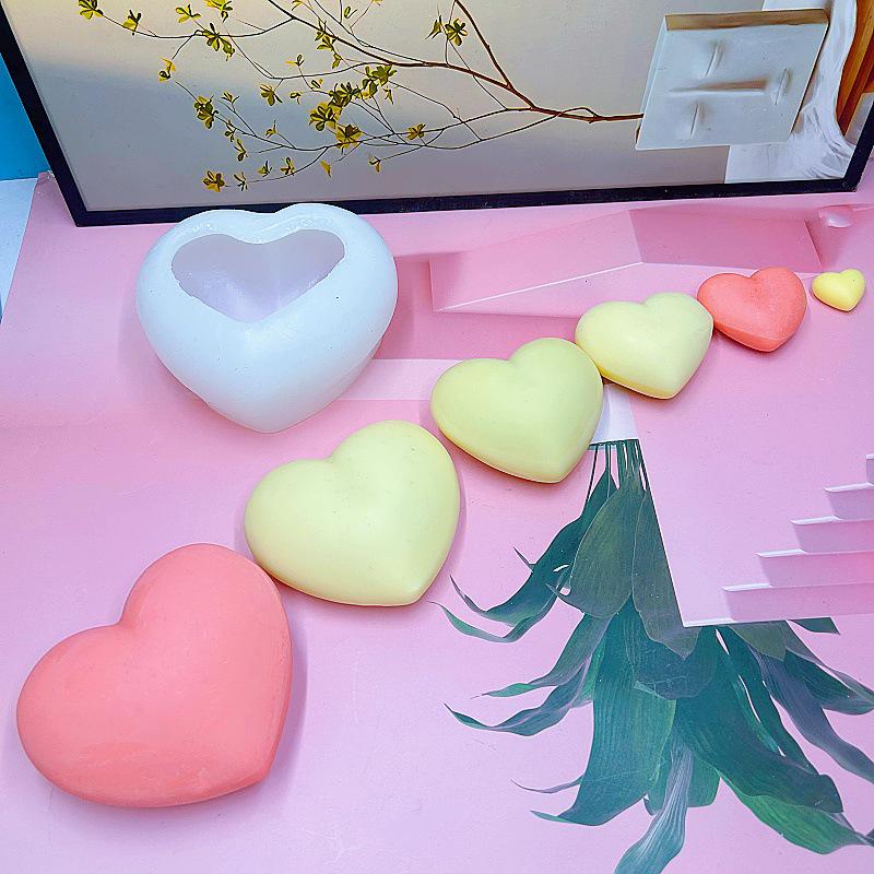 Heart-Shaped Aromatherapy Candle & Mousse Cake Silicone Mold