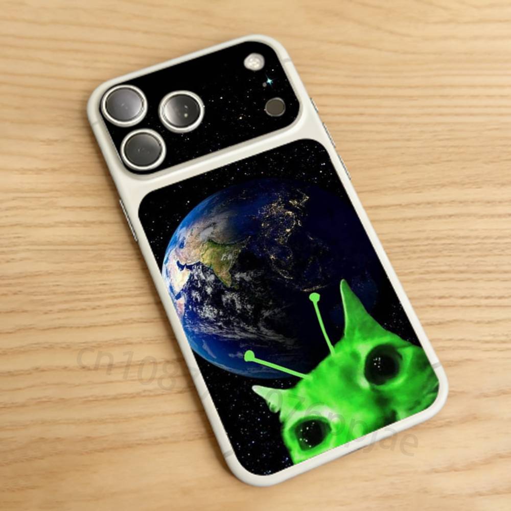 Funny Green Alien Cat For iPhone 17 Pro /Max Battry Back Cover with Camera Decal Skin Rear Protective Sticker Film