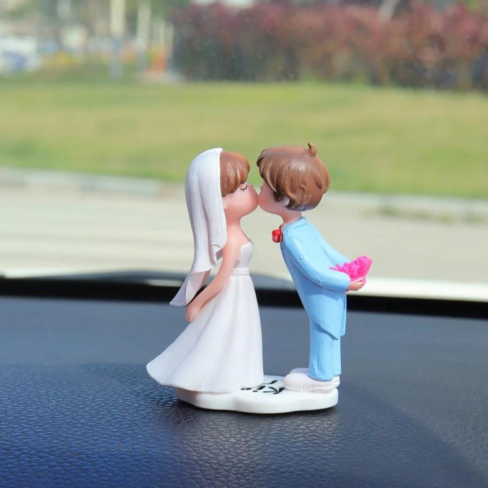 2Pcs/Set New Creative Cute Couple Decoration Center Console Rearview Mirror Girl Goddess Car Interior Decoration Supplies