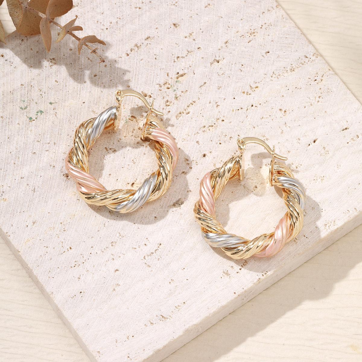 Ретро массивные плетеные серьги-кольца из меди трех цветов