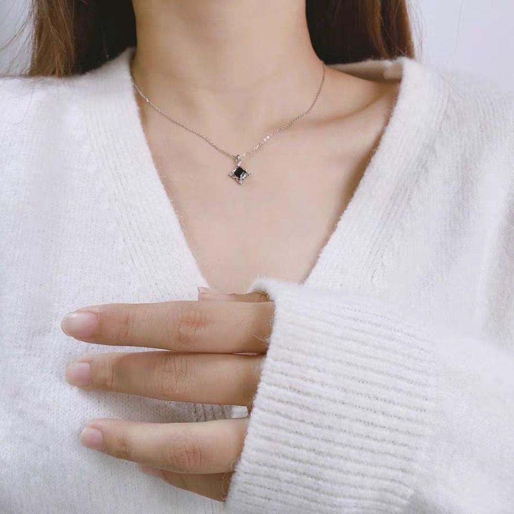 Gift Luxury Creative Temperament Clavicle Chain Korean Style Necklace Cool Choker Women Necklace