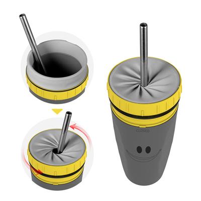 Tazza da viaggio portatile a prova di perdite Twizz Cup con cannuccia Design twist in silicone isolato a doppio strato caldo/freddo