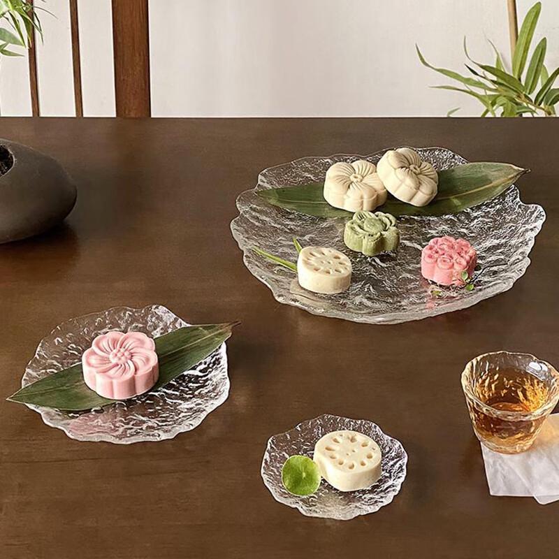 VAKADA Irregular Glacier Glass Dessert & Snack Plates Set