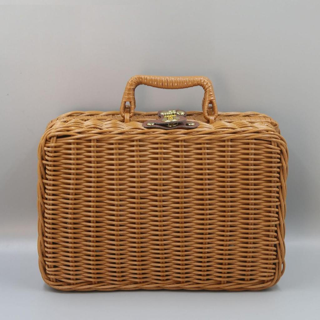 Chic Woven Storage Basket Travel Organizer for Beauty Essentials