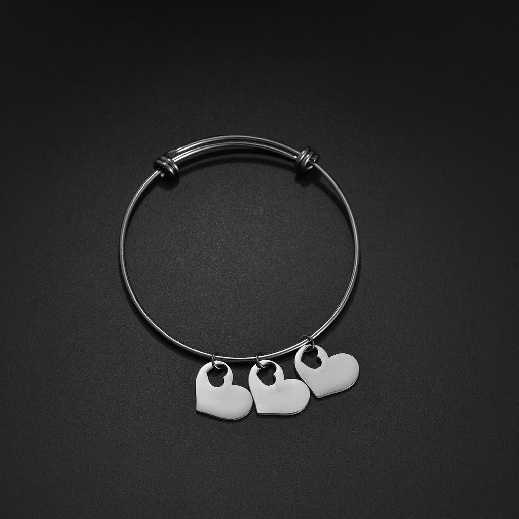 Atoztide Personalized Custom Name Bracelet For Women Stainless Steel Heart Bangle Adjustable Mother Kids Family Jewelry Gift