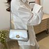 Modische Retro-Ketten-Kleintasche für Damen im Sommer Neue Hochwertige Einzel-Schulter-Crossbody-Kleine Quadratische Tasche