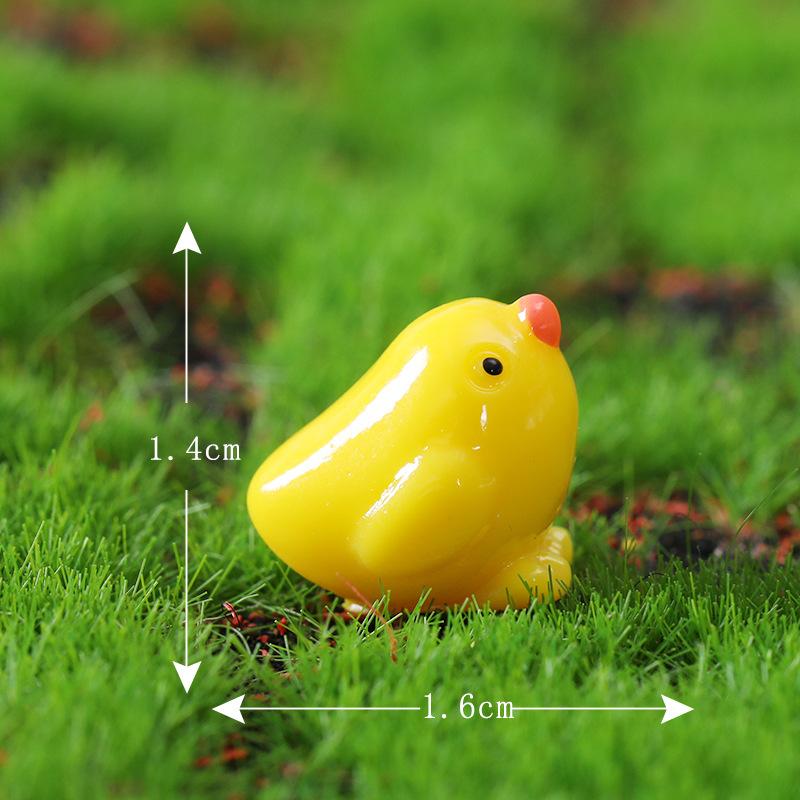 Small Decor Statues for DIY Miniature Landscape & Terrarium 7PCS