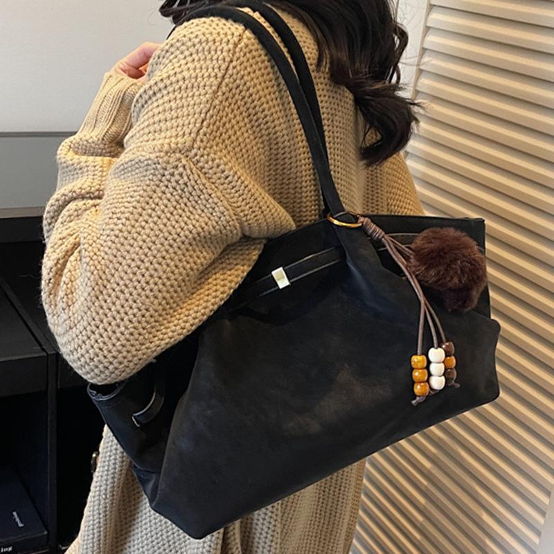 Retro Wildleder Handtasche Tasche Damen Herbst und Winter neu Koreanische Version Nische Pendeln Großraum Schultertasche
