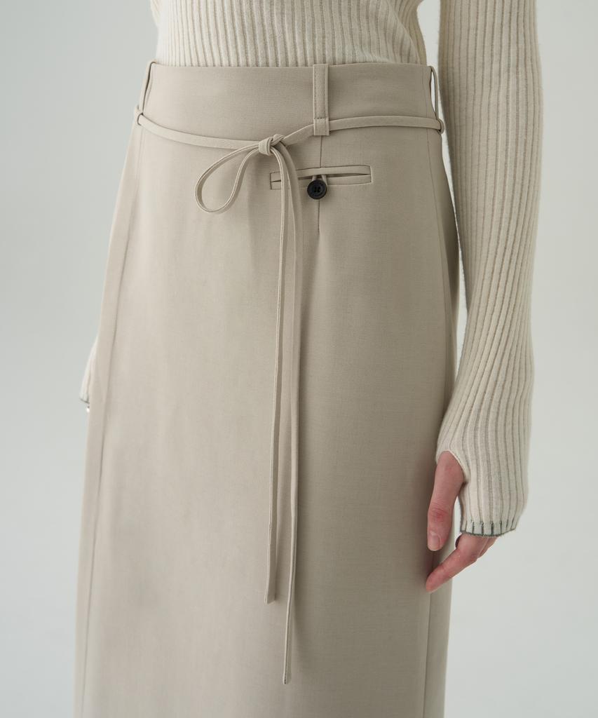 Deuloupisumeon H-Line Strap Pencil Skirt [Ash Cream]