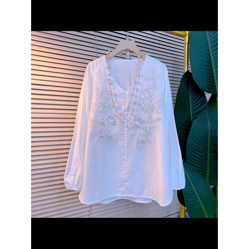 

Plus Size Women s Clothing 2025 Spring New Top Female V-neck Fat Sister Plus Size Ladies Slim Looking Loose Early Autumn Long-Sleeve Flab Hiding White 3XL (60-75kg)