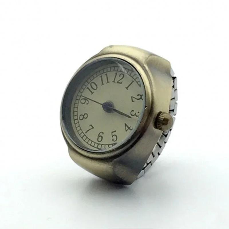 2026 Neue Retro Modische Punk Uhr Ring Vielseitiger Nischen Paar Finger Uhr Mini Uhr Niedliche und Kreative Elektronische Uhr