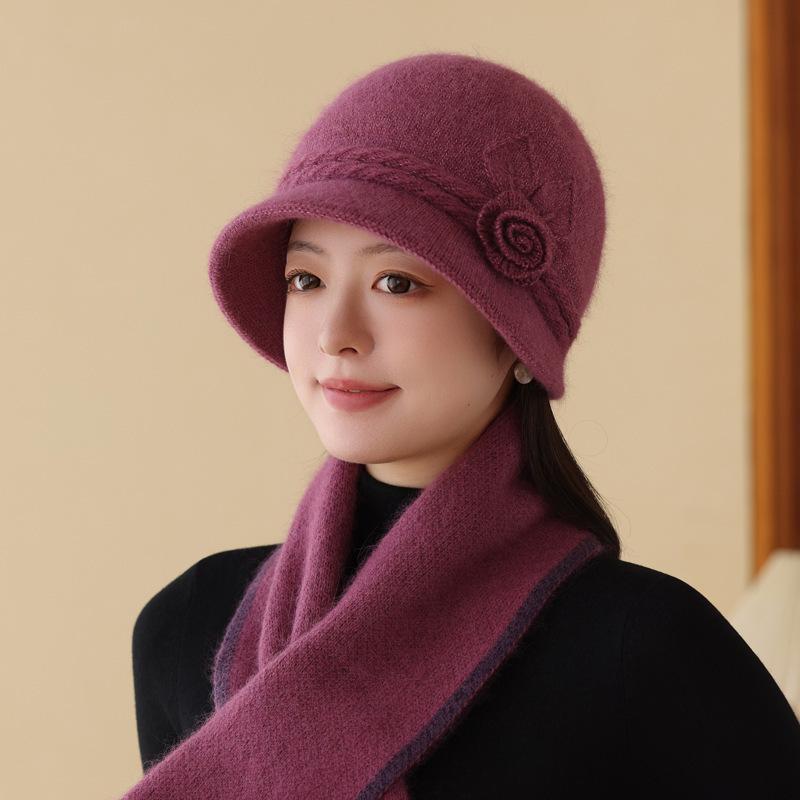 Middle Aged and Elderly Hats Autumn and Winter Three Dimensional Flower Wool Hats  Fashionable and Elegant Hats  New Style for Women