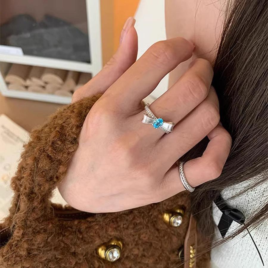 Blue Sea Elegant Bow Ring For Women With Unique Design And Stunning Zircon Accents