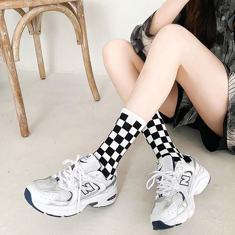 5 Pairs Pairs of Autumn and Winter Plaid Socks Women's Mid-tube Men's and Women's Matching Stockings