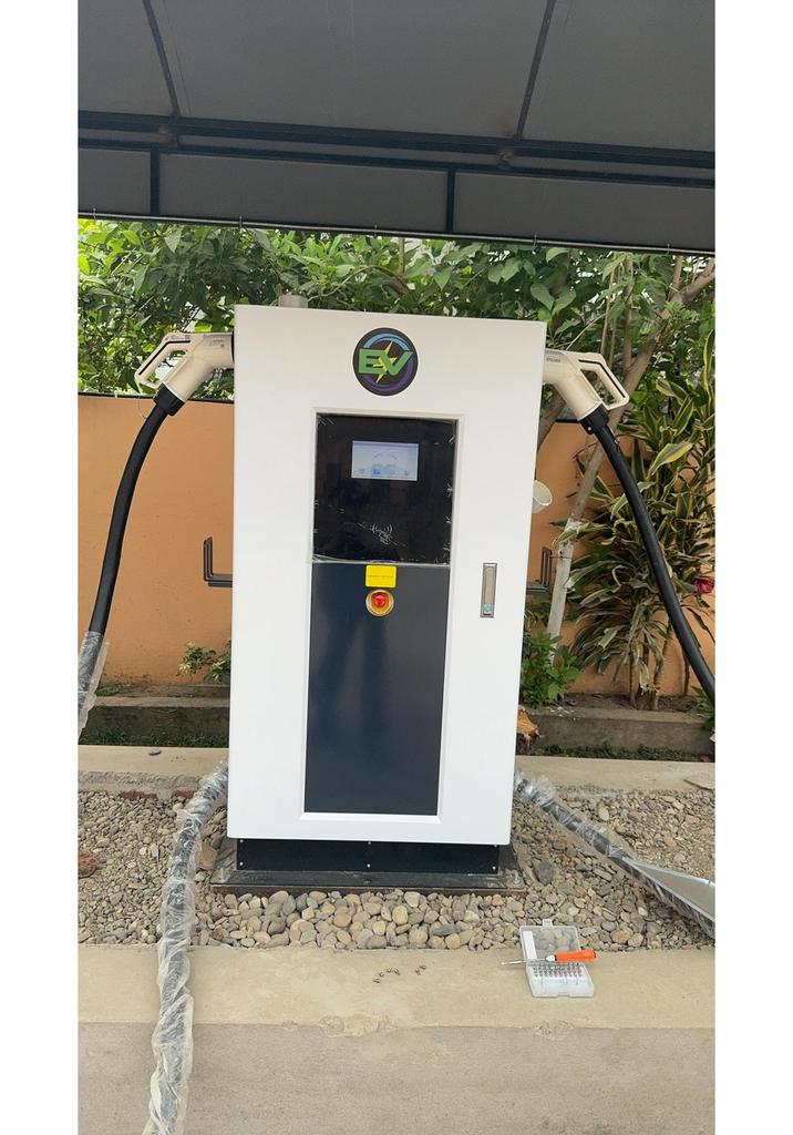Kangrui 80KW Dual Gun DC Floor-Standing EV Charger with European Standard and OCPP Compatibility