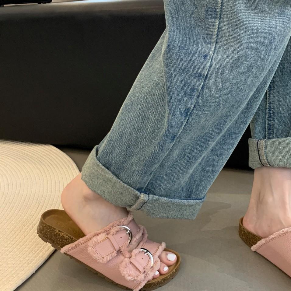 Korean Version of Internet Celebrity Belt Buckle Cool Slippers Women's Summer 2025 New Niche Retro Fringed Fashion Outside Sandals