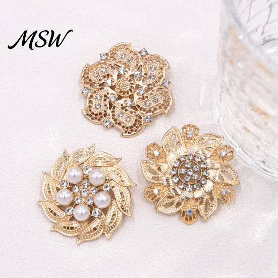 Retro Floral Clothing Accessories Rhinstone Flower Brooch for Women, Golden Plated Alloy Bag Embellishment Pin Lapel Pin, Jewelry Wedding Party
