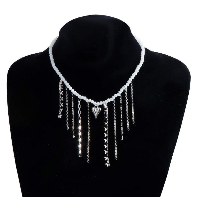 Creative Goth Moon Heart Tassel Pendant Choker Necklace Women Love Charm Necklace Collares Vintage Clavicle Chain Jewelry