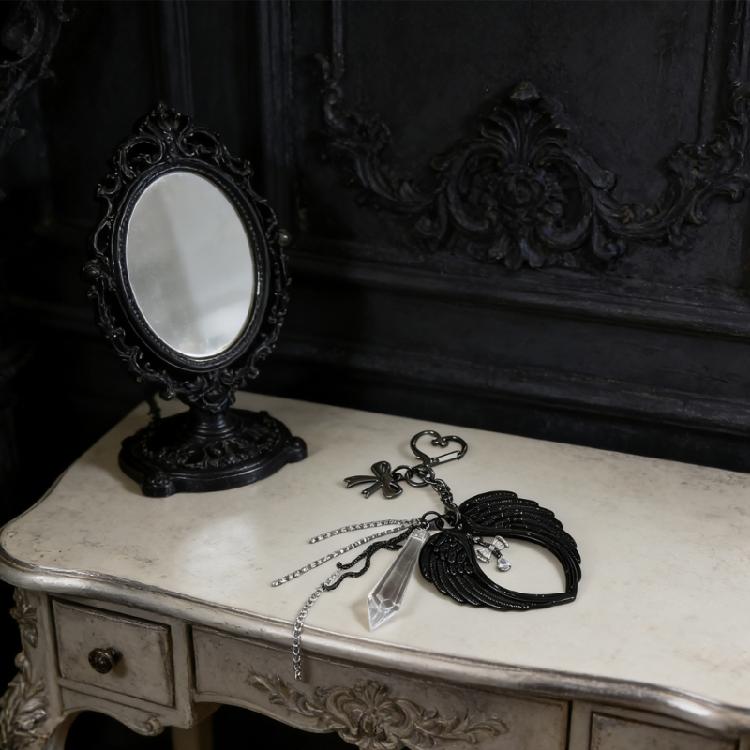 Alloy Gothic Themed Keychain With Detailed Wing And Bowknot Accent Key Holder Accessories For Everyday Carry