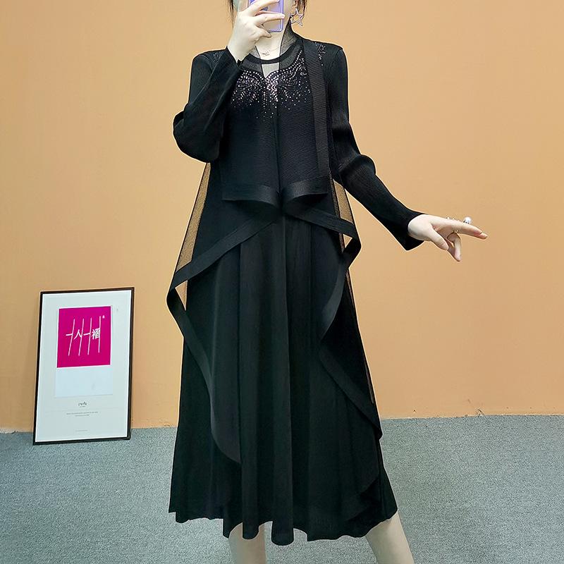 

Женское платье из двух частей с ромбовидным плиссированным узором, весна/осень 2025 года One Size