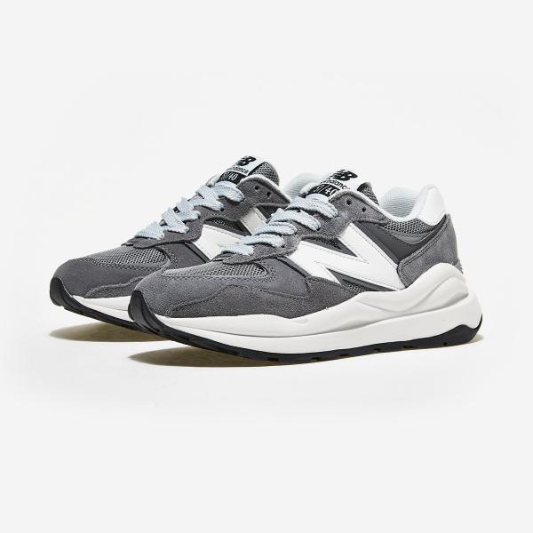 

NewBalance M5740VPB Кросівки Кросівки 220