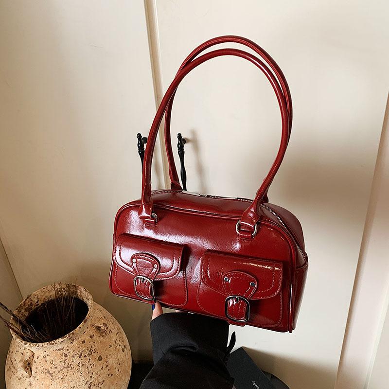 French Niche Texture Underarm Bag Commuter Women's Bag 2025 New Fashion Bowling Bag Simple Shoulder Bag