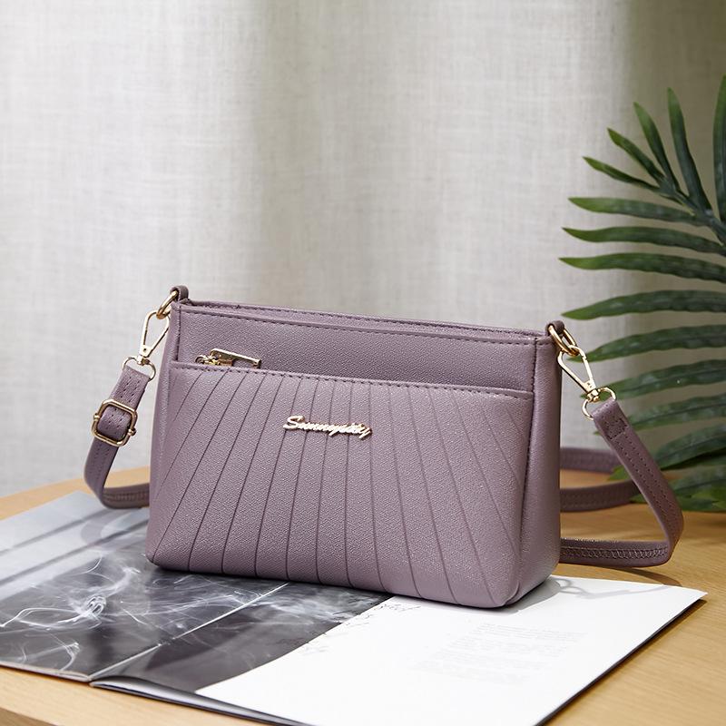 

Women s New Fashion Diamond-Shaped Shoulder and Messenger Handbag for Middle-Aged Mothers